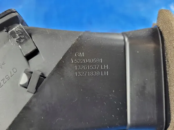 OEM 13300579 Vänster konsol ventilationsgall Opel Astra J image 8