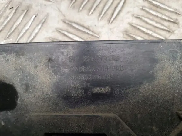 Dodge Ram Achterbumper Treedplank OEM 55112621AB image 3