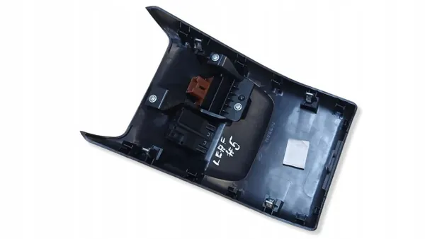 Nissan Leaf II mittkonsol fram vänster OEM 969305SH2B image 7