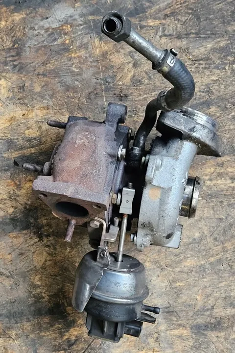 Turboaggregat Audi A4 B8 A5 8T A6 Q5 Seat Exeo 2.0 TDI OEM image 4