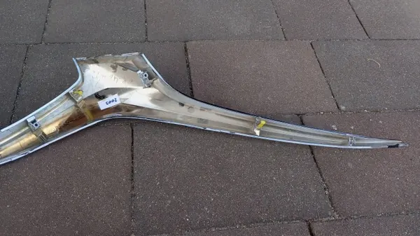 Bandeau Chrome OEM GSH7-507J1 Droit Mazda 6 image 4