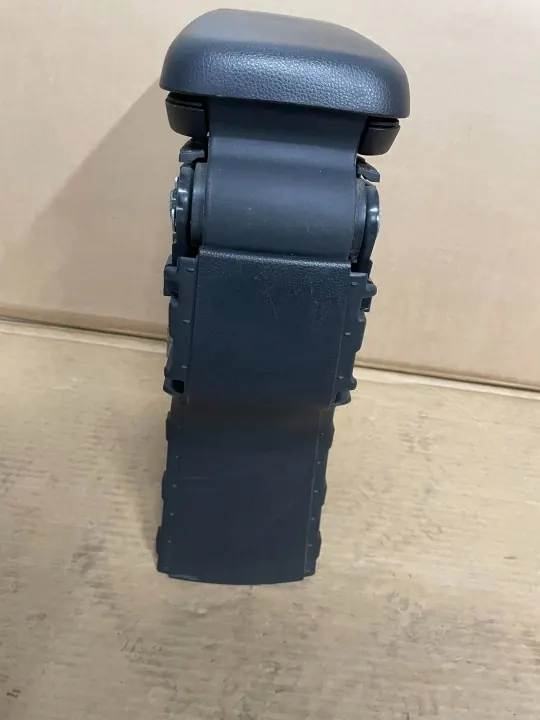 Armsteun Toyota Yaris Cross 2020- OEM MTR6884 image 5