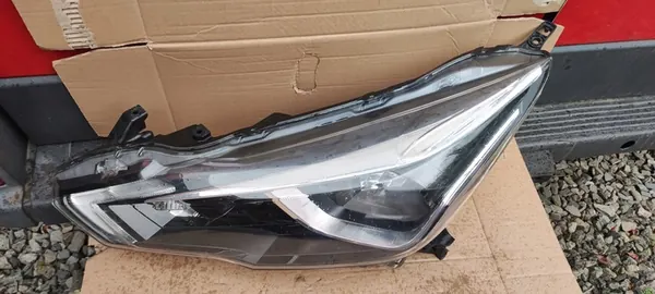 Farol dianteiro NISSAN MICRA K14 image 3