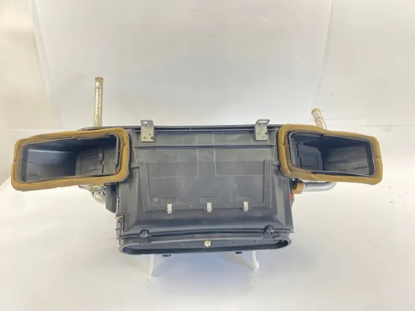 Lämmitysydin OEM SDV10663 Mercedes 190 W201 image 2