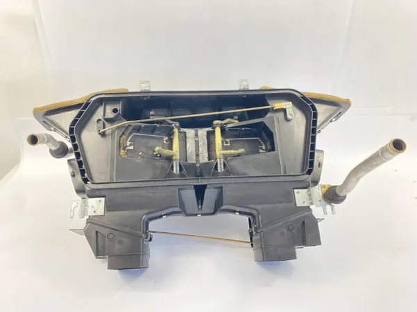 Lämmitysydin OEM SDV10663 Mercedes 190 W201 image 4