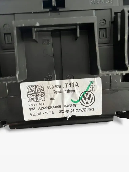 VW Polo VI Snelheidsmeter OEM 6C0920741A - Gebruikt image 3