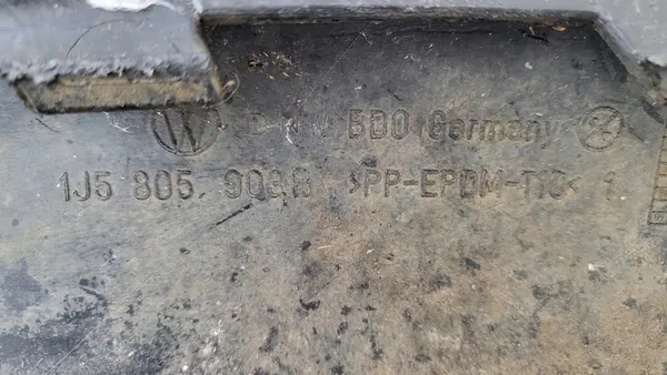 VW BORA 98- Spoiler Paraurti Anteriore OEM 1J5805903B image 3