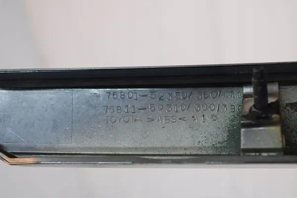 Toyota Yaris III Kofferraumleiste OEM 76801-52350 image 7