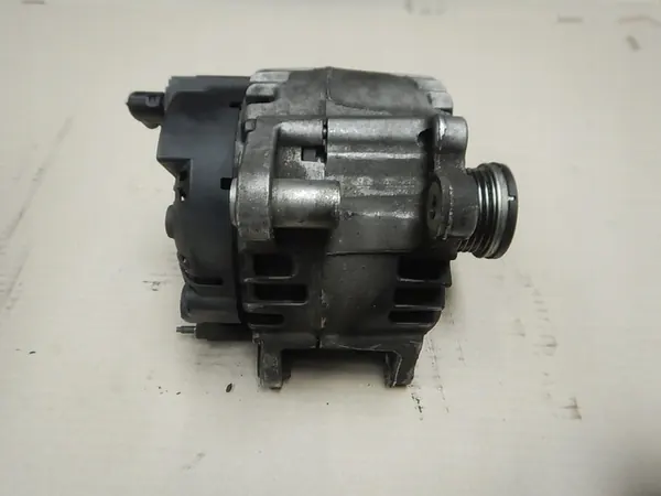 Vaihtovirtageneraattori SEAT LEON II VW GOLF VI 1.4 TSI CAX image 5