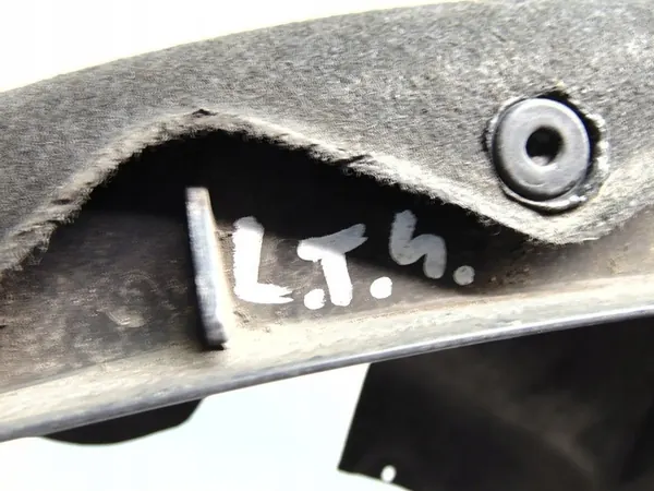 Left Rear Wheel Arch Volvo XC60 I 08- 31283478 image 4