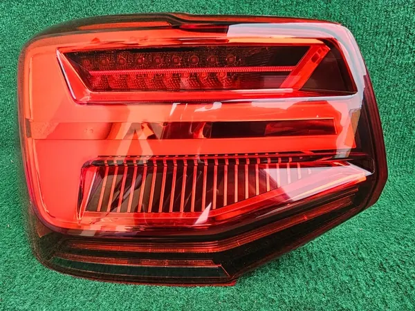 AUDI Q2 Lámpara LED Trasera Izquierda 81A945091B image 3