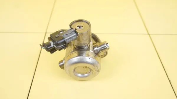 Bomba de inyección FORD FOCUS MK3 1.6 ECOBOOST BM5G-9D376-BB image 2