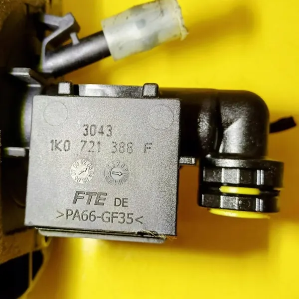 Koppelingspedaal OEM DRC98444 voor VW Touran I 1.6 FSI image 5