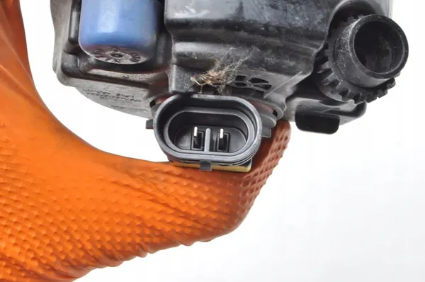 VOLVO C70 II Farol Direito 30796681 image 4