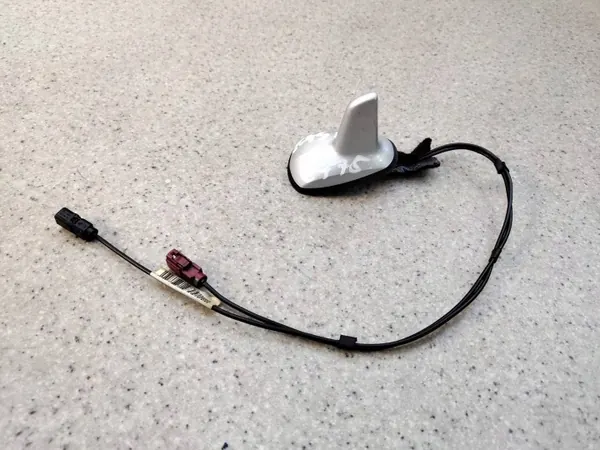 OEM 2218204975AOP GPS-Antenne für Mercedes S W221 image 2