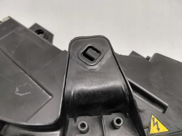 Audi A3 8V Sedán Faro Xenón Derecho OEM 8V0.941.006.C image 3