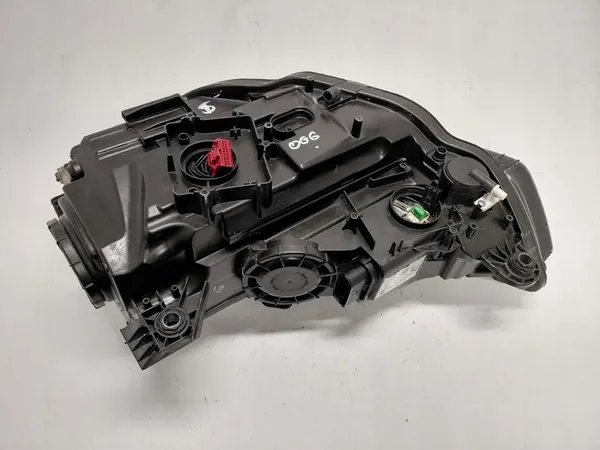 Audi A3 8V Sedán Faro Xenón Derecho OEM 8V0.941.006.C image 5