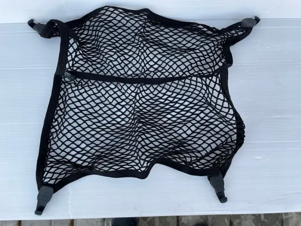 Filet à bagages araignée Audi Q3 83A OEM 8W9861869A image 2