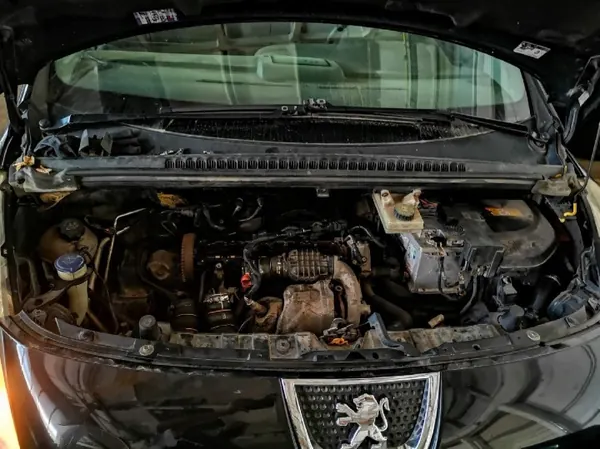 Pakoputken keräin OEM 2153297 Peugeot 3008 1.6L image 7