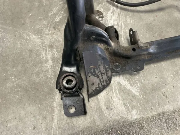 Etujarrulevyt OEM 3414G099A Mercedes-Benz GL:lle image 4