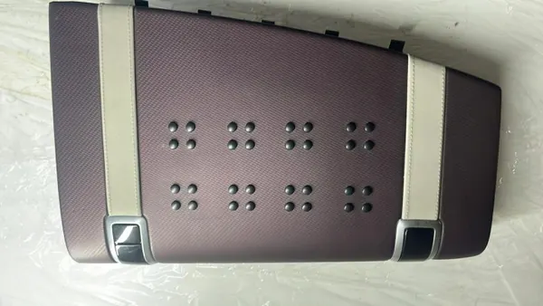 Luvete passageiro usado OEM 958300138922 Citroen image 2