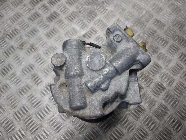 Compresor de aire acondicionado Renault OE 8200939386A image 6