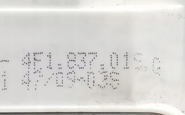 Linke Vordertürschloss AUDI A6 AVANT 2011 4F1837015G image 2