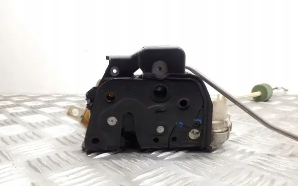 Linke Vordertürschloss AUDI A6 AVANT 2011 4F1837015G image 5