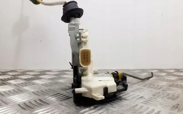 Linke Vordertürschloss AUDI A6 AVANT 2011 4F1837015G image 8