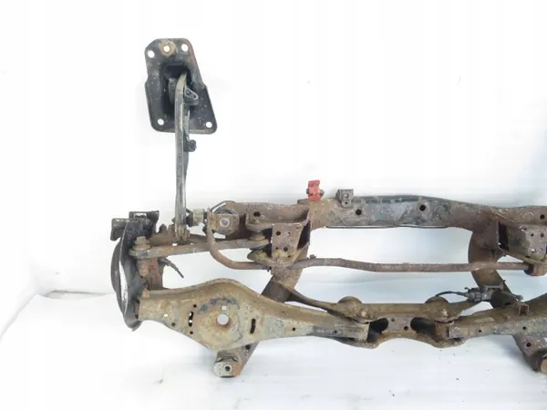 Trineo Trasero OEM 5N0505235Q para Skoda Superb II image 9
