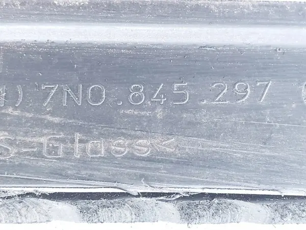 VW Sharan linke Heckscheibe OEM 7N0845297 image 6