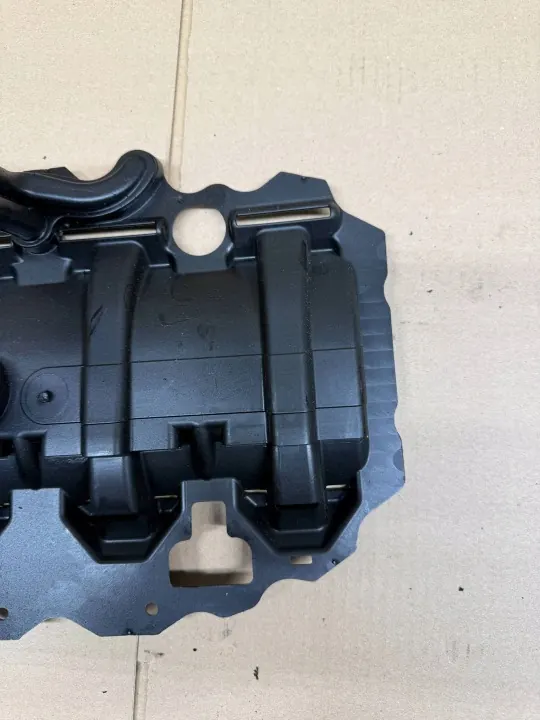 Peça de motor SEAT usada OEM 04E103623T image 4