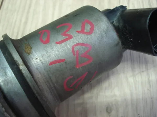 EGR-venttiili VW POLO SKODA FABIA IBIZA 1.2 12V 03D131503B image 5