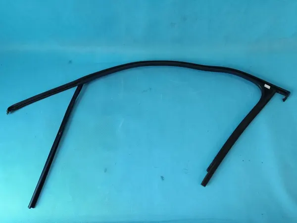 OEM 5NA837432 Fram Höger Dörrfönsterlist VW Tiguan image 5