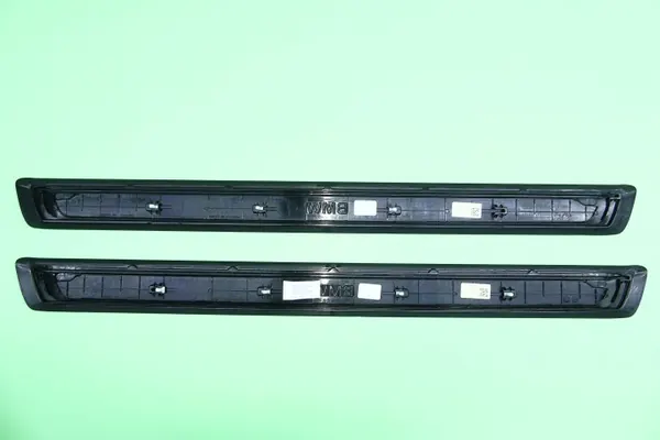 BMW 8077315 Couvre-Marche M-Package pour 4 G22 430iX image 4