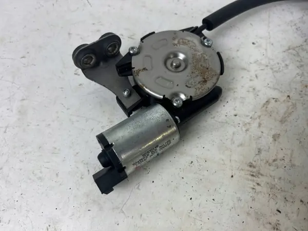 Motor de assento Maserati Ghibli OEM 5030014B - Usado image 7