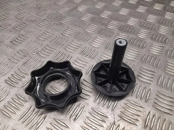 Reserverad-Schraube Audi A5 2018 OEM 8W9863659A image 3