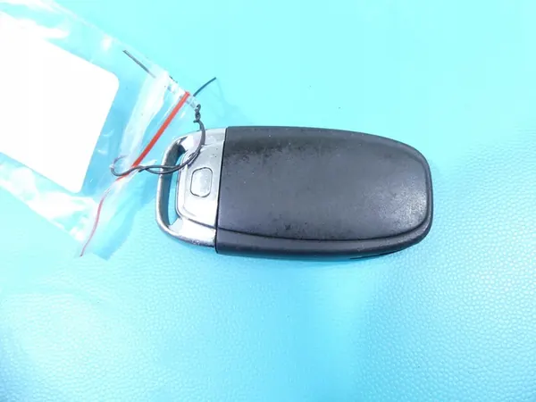 Audi A6 C7 Nyckel 4G0959754G image 3