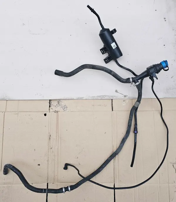 BMW AdBlue SCR-letku OEM 7377946 5-sarja G30/G31 image 2