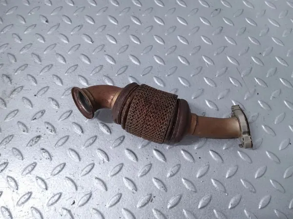 EGR-jäähdytysputki OEM 561253120 VW Passat B7 image 4