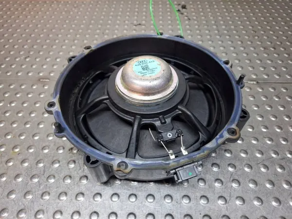 Haut-parleur grave S26372933 OEM pour Audi E-Tron GT - Occasion image 3