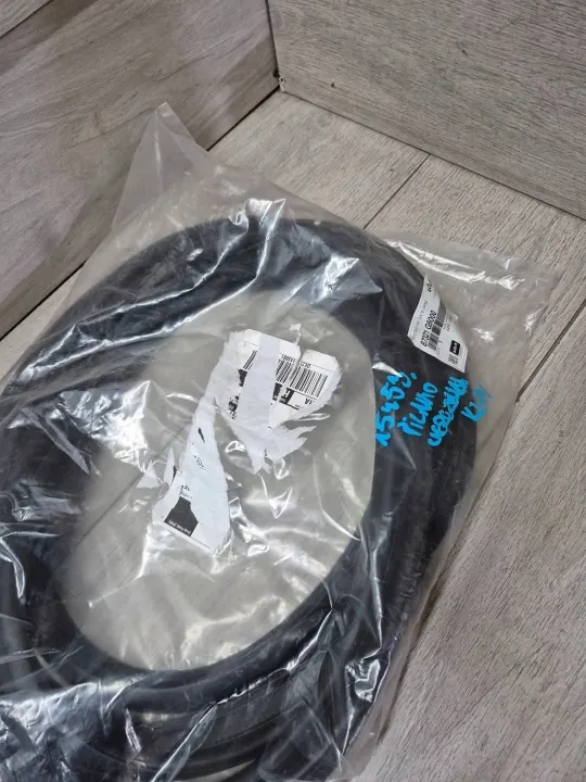 Kia Picanto kofferbakdichting OEM 87321-G6000 - Gebruikt image 3