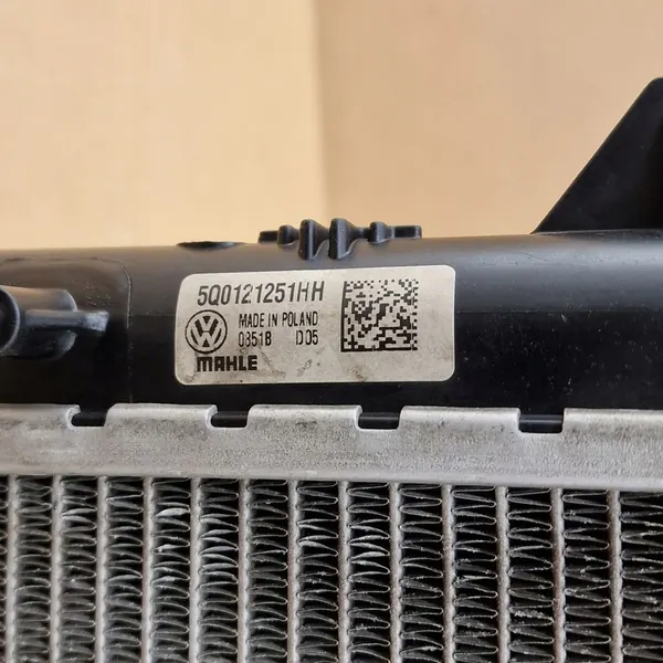 Radiador de refrigerante Audi Skoda Seat VW E-Tron G-Tron image 3