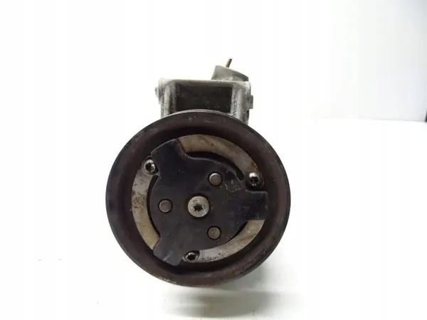 Compresor AC usado OEM 5N0820803A para VW 2.0 TDI image 3