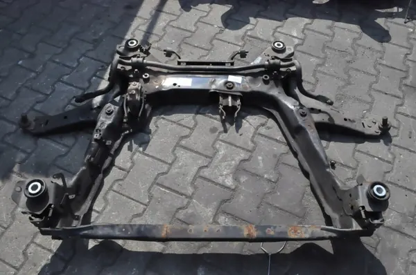Traverse avant OEM 31406806 pour Volvo XC60/XC70 image 2