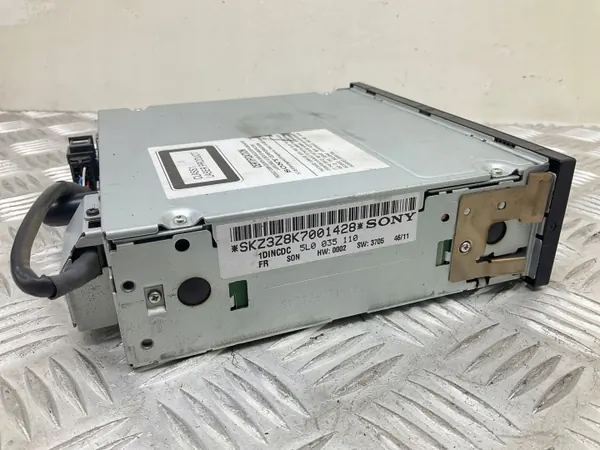 Changer CD Skoda Yeti OEM 5L0035110 - Occasion image 3