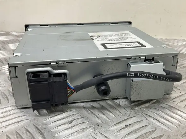 Changer CD Skoda Yeti OEM 5L0035110 - Occasion image 5