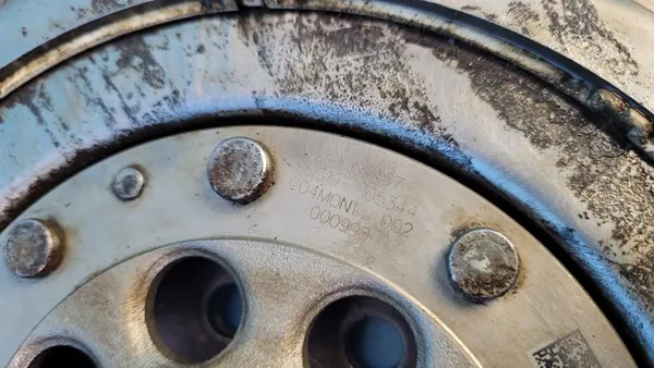 MERCEDES H247 GLA 2.0 Volante de Dupla Massa A2600300100 image 7