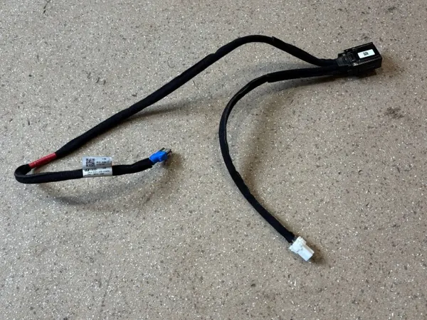 Puerto USB Hyundai Ioniq 5 OEM 96120GI000 image 10