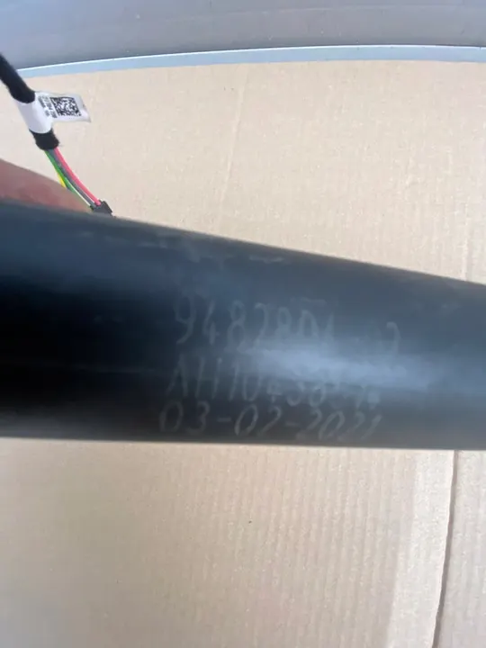 Actionneur de hayon inférieur BMW X5 X7 G05 G07 OEM 9482804 image 3